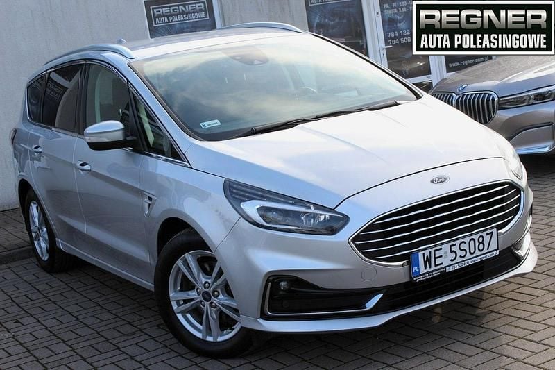 Używany Ford S-MAX Titanium 190 KM (139 kW) 2022 Srebrny Minivan