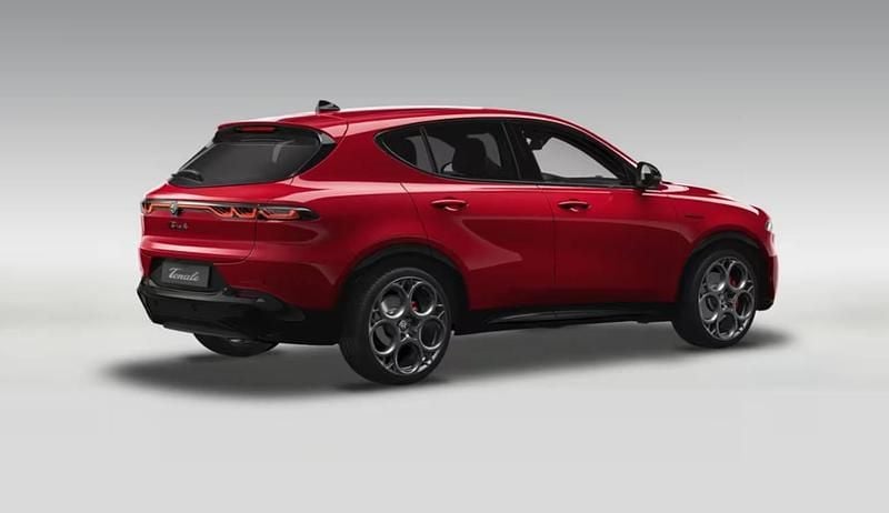 Nowe Alfa Romeo Tonale Sprint 160 KM (117 kW) 2025 Lakier pastelowy czerwony  alfa red SUV