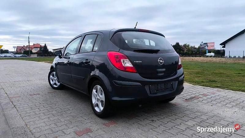 Używany Opel Corsa 2007 Granatowy Hatchback