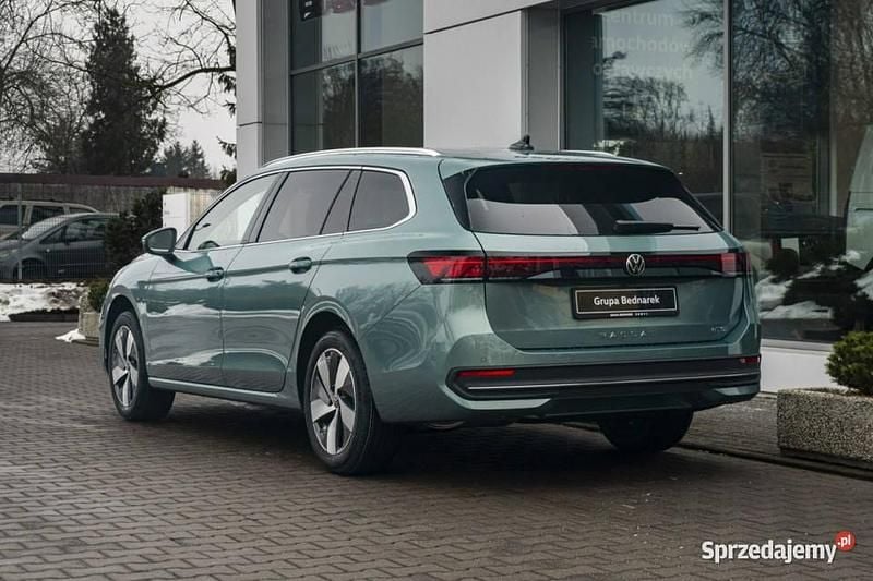 Nowe VW Passat Business+ 2026 Zielony Kombi