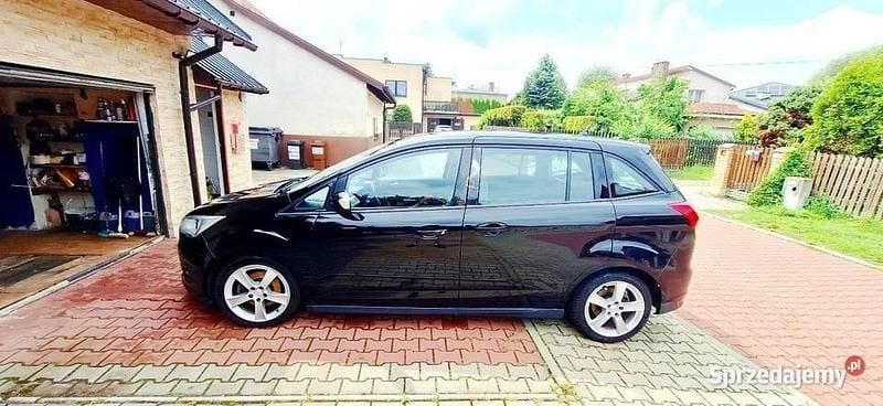 Używany Ford Grand C-Max 2016 Czarny Minivan