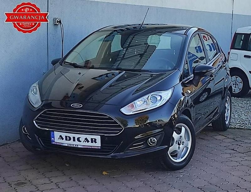 Czarny Używany 2016 Ford Fiesta Hatchback | 22 400 zł (Dobra cena) - Obraz 1/4