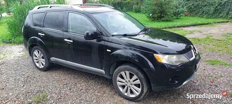 Czarny Używany 2008 Mitsubishi Outlander SUV | 16 500 zł (Uczciwa cena) - Obraz 1/4