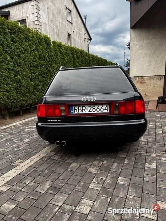 Czarny Używany 1996 Audi A6 Kombi | 23 800 zł - Obraz 1/4