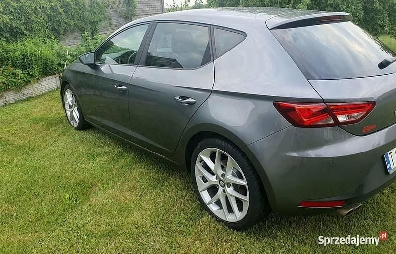 Używany Seat Leon FR 2015 Szary Hatchback