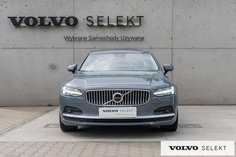 Używany Volvo S90 235 KM (172 kW) 2021 Szary (metalik) Sedan/Limuzyna