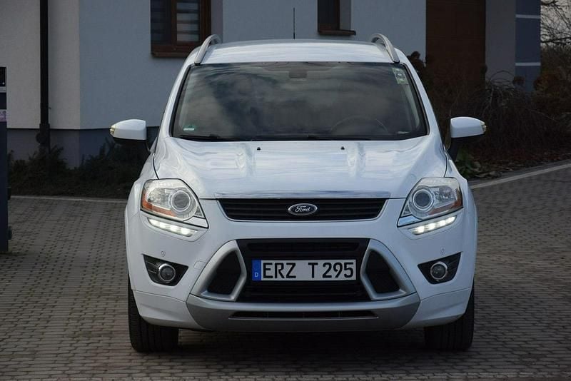 Używany Ford Kuga Individual 163 KM (119 kW) 2012 Biały SUV