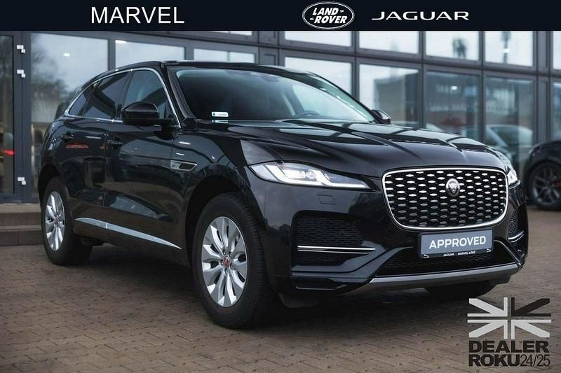 Czarny Używany 2022 Jaguar F-Pace SE SUV | 153 900 zł - Obraz 1/4
