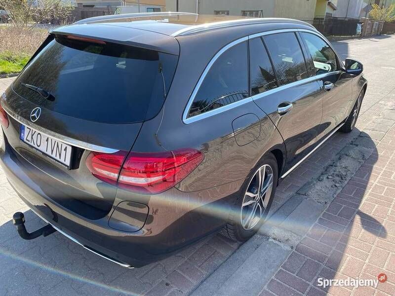 Używany Mercedes C350e Exclusive 2015