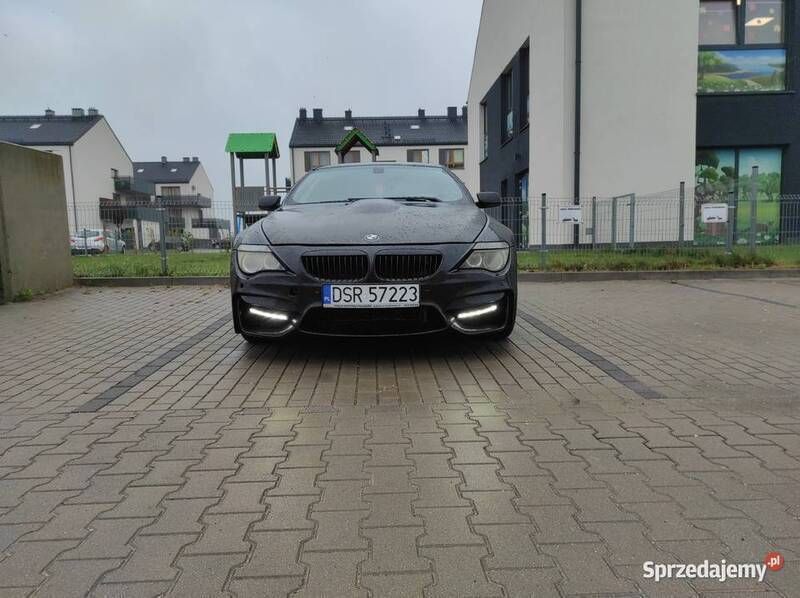 Czarny Używany 2005 BMW M6 Coupe | 38 000 zł - Obraz 1/4