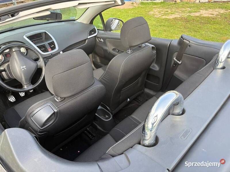 Używany 2008 Peugeot 207 CC Kabriolet | 6000 zł (Dobra cena) - Obraz 1/4