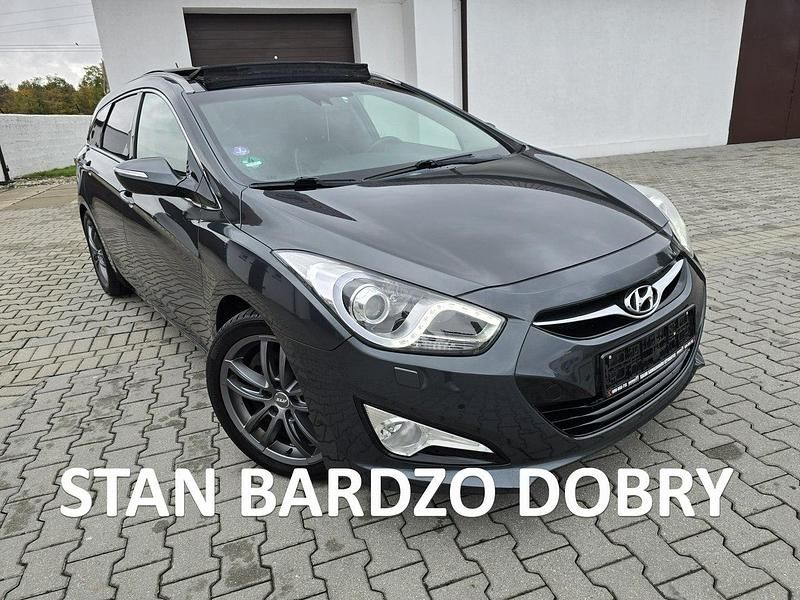 Zielony ciemny (metalik) Używany 2012 Hyundai i40 Kombi | 29 900 zł (Uczciwa cena) - Obraz 1/4