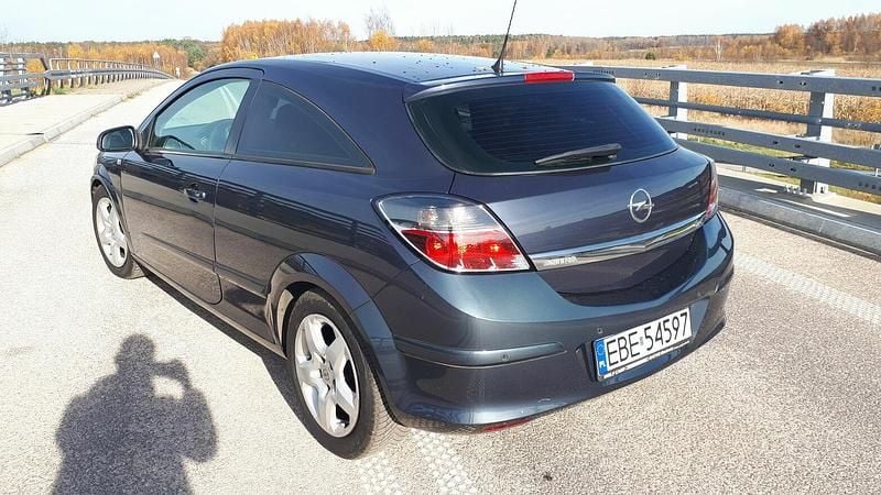 Używany Opel Astra GTC Sport 2008 Szary Coupe