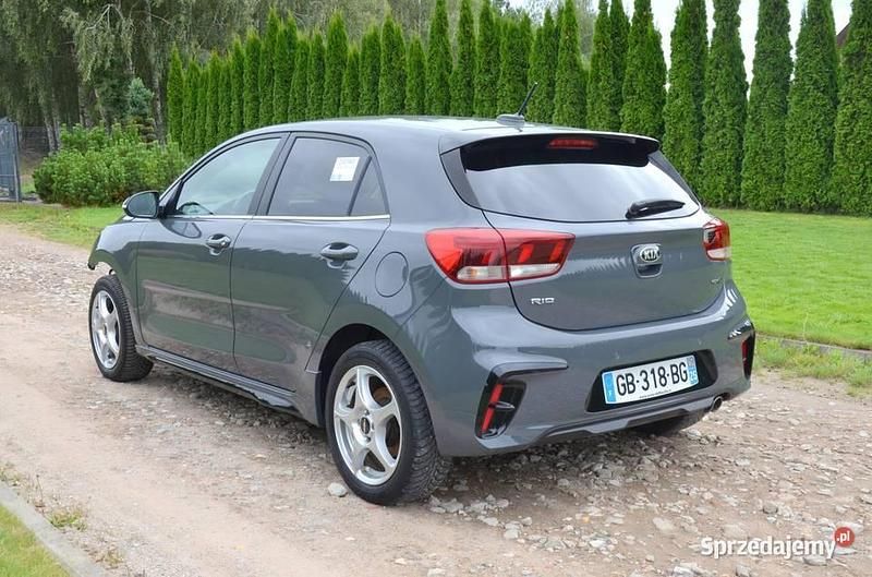 Używany Kia Rio GT 2021 Szary Sedan/Limuzyna