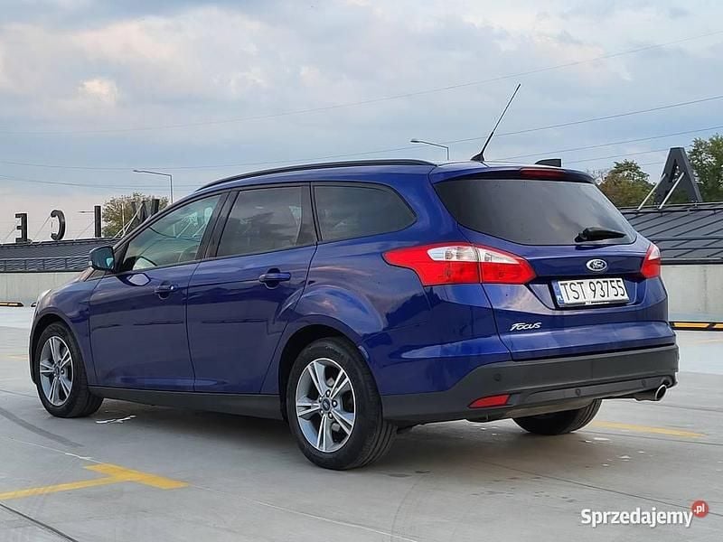 Używany Ford Focus 2014 Niebieski Kombi