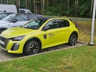 Żółty Nowe 2025 Peugeot 208 Hatchback | 108 900 zł - Obraz 1/2