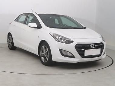 Biały Używany 2015 Hyundai i30 Hatchback | 40 999 zł (Uczciwa cena) - Obraz 1/4
