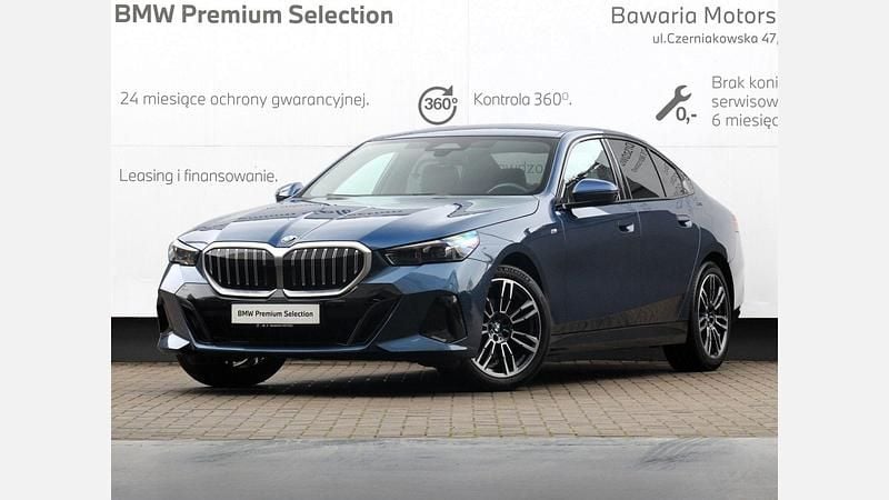 Używany BMW 520 Comfort Edition 197 KM (144 kW) 2023 Niebieski phytonic metalizowany Sedan/Limuzyna