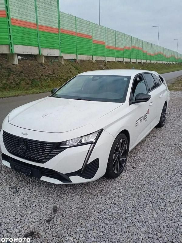 Biały Używany 2022 Peugeot 308 Kombi | 50 900 zł - Obraz 1/4