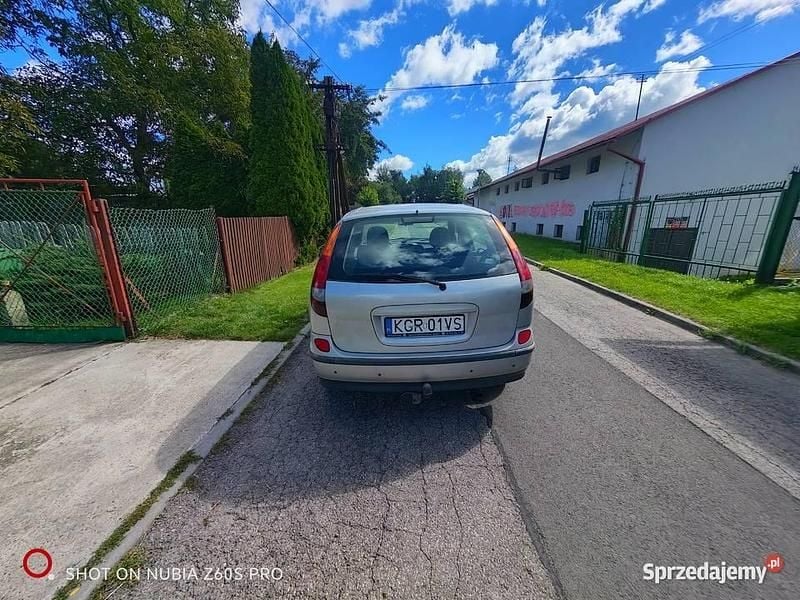 Używany 2004 Nissan Almera Tino Minivan | 2800 zł - Obraz 1/4