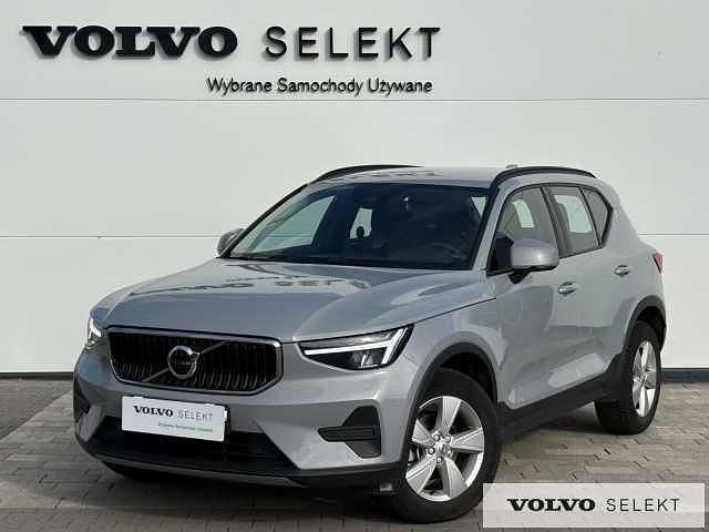 Szary Używany 2024 Volvo XC40 SUV | 119 900 zł (Dobra cena) - Obraz 1/3
