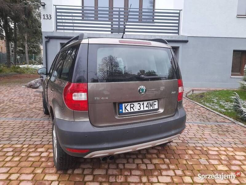 Używany Skoda Yeti 160 KM (117 kW) 2010 Brązowobeżowy SUV