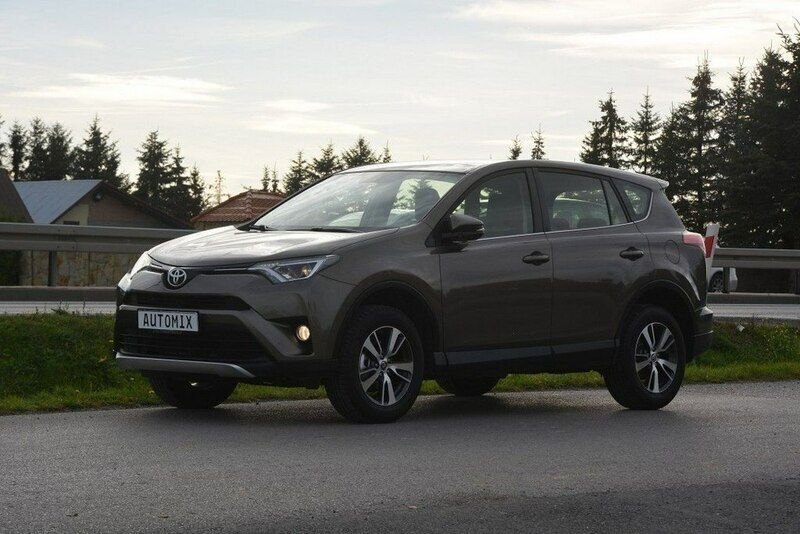 Używany Toyota RAV4 152 KM (111 kW) 2016 Brązowy SUV
