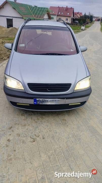 Srebrny Używany 2001 Opel Zafira Minivan | 2500 zł (Dobra cena) - Obraz 1/4