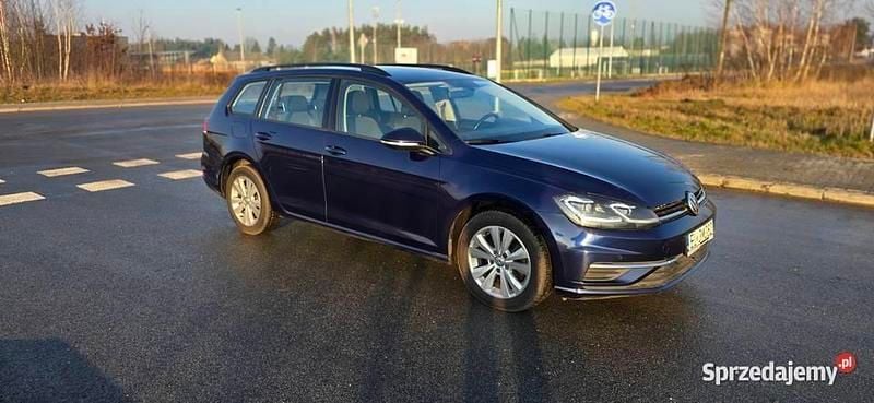 Używany 2019 VW Golf VII Kombi | 33 900 zł (Dobra cena) - Obraz 1/4