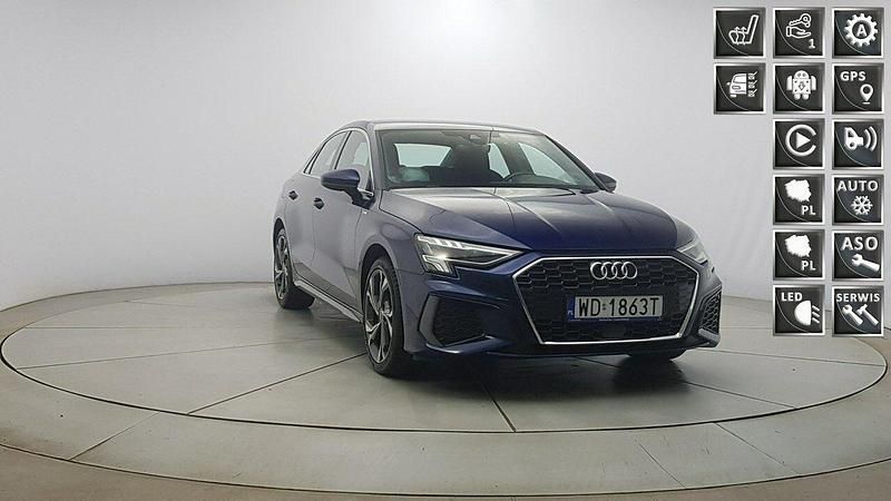 Używany Audi A3 S-Line 150 KM (110 kW) 2023 Niebieski Sedan/Limuzyna