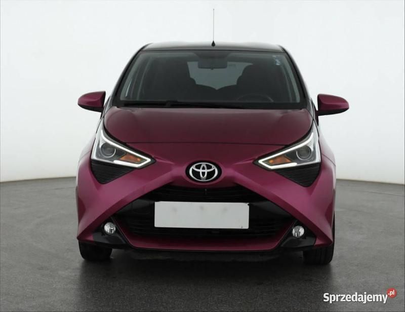 Fioletowy Używany 2018 Toyota Aygo Hatchback | 43 499 zł (Uczciwa cena) - Obraz 1/4