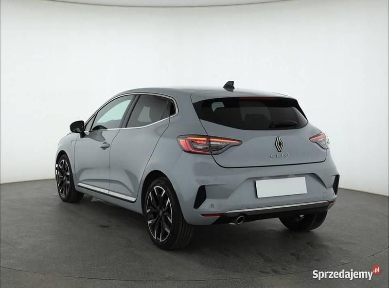 Używany Renault Clio V 2024 Szary Hatchback