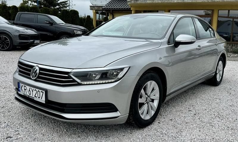 Używany VW Passat 150 KM (110 kW) 2017 Szary Sedan/Limuzyna