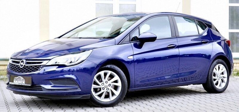 Używany Opel Astra 105 KM (77 kW) 2016 Niebieski Hatchback