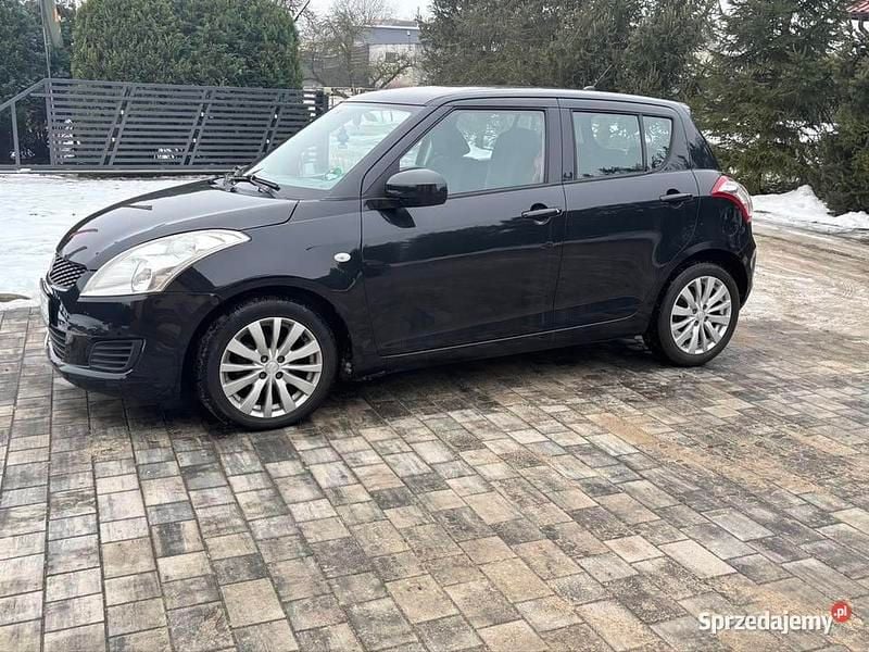 Używany Suzuki Swift 2011 Czarny Hatchback