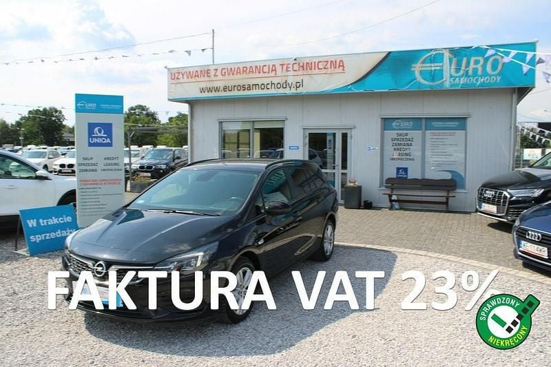 Czarny Używany 2020 Opel Astra Hatchback | 30 000 zł (Super Cena) - Obraz 1/4