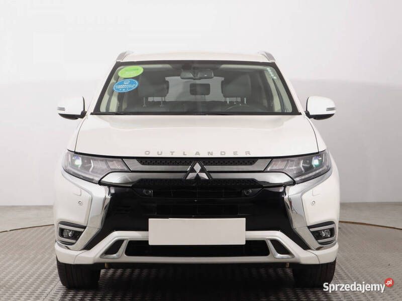 Biały Używany 2020 Mitsubishi Outlander P-HEV SUV | 111 999 zł - Obraz 1/4
