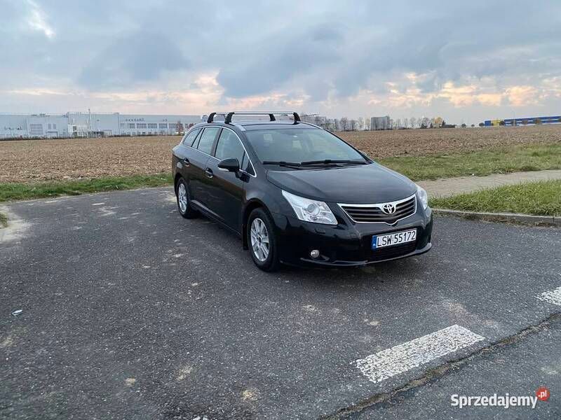 Używany 2010 Toyota Avensis T2 | 24 000 zł (Uczciwa cena) - Obraz 1/4