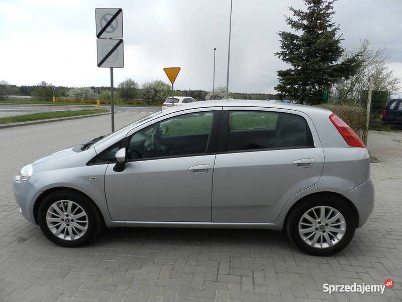 Używany Fiat Grande Punto 65 KM (47 kW) 2009 Szary Hatchback