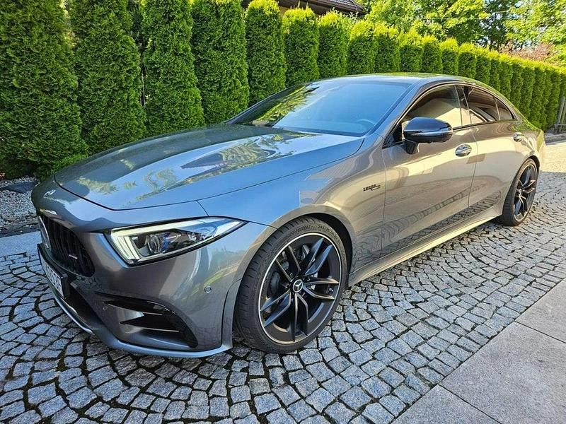 Szary (metalik) Używany 2019 Mercedes 300 Coupe | 265 000 zł - Obraz 1/4