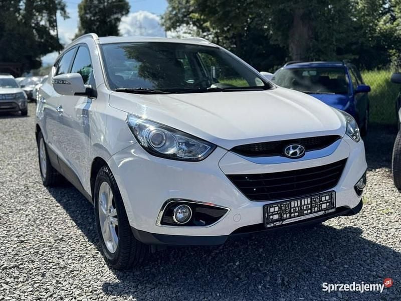 Biały Używany 2012 Hyundai ix35 SUV | 42 200 zł (Uczciwa cena) - Obraz 1/4