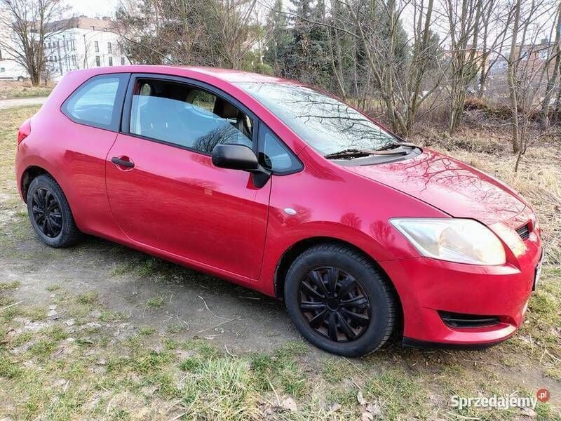 Używany Toyota Auris 97 KM (71 kW) 2007 Hatchback