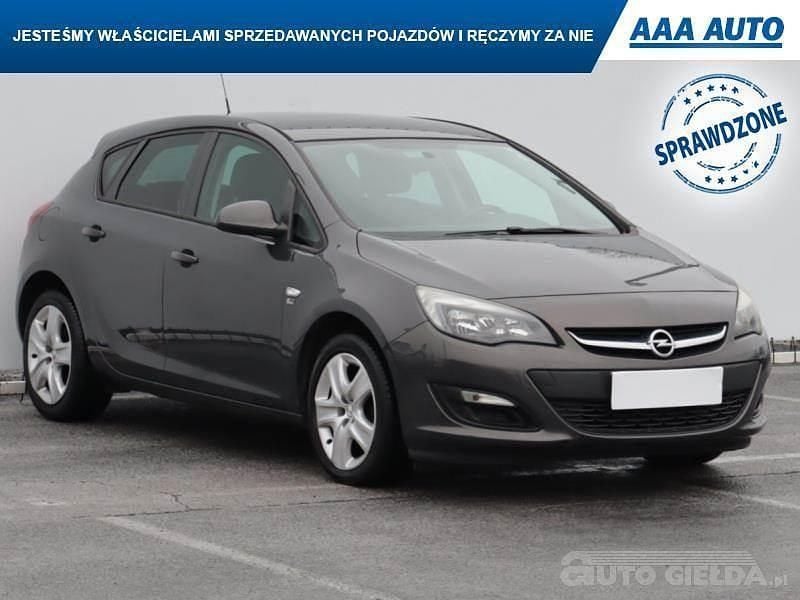 Używany Opel Astra 2013 Szary