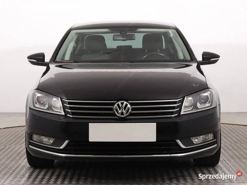 Czarny Używany 2014 VW Passat Sedan/Limuzyna | 37 999 zł (Dobra cena) - Obraz 1/4