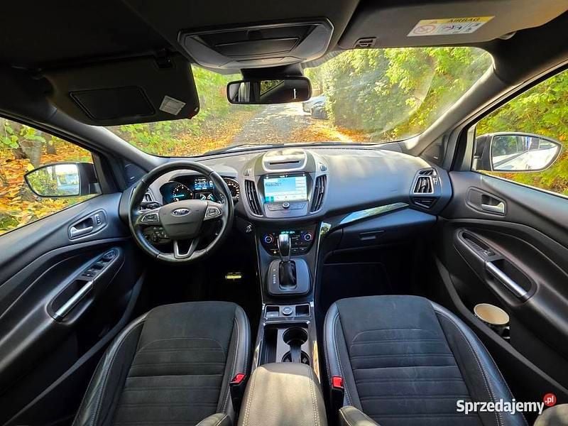 Biały Używany 2016 Ford Kuga SUV | 64 900 zł (Uczciwa cena) - Obraz 1/4