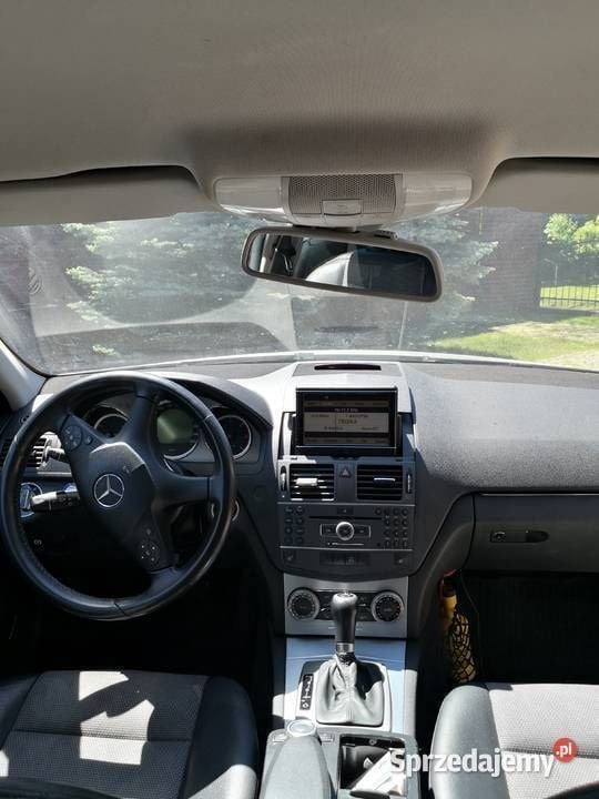 Srebrny Używany 2010 Mercedes 220 Avantgarde | 27 000 zł - Obraz 1/4