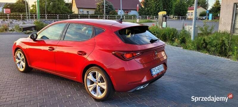 Czerwony Używany 2021 Seat Leon Hatchback | 88 600 zł (Drogi) - Obraz 1/4
