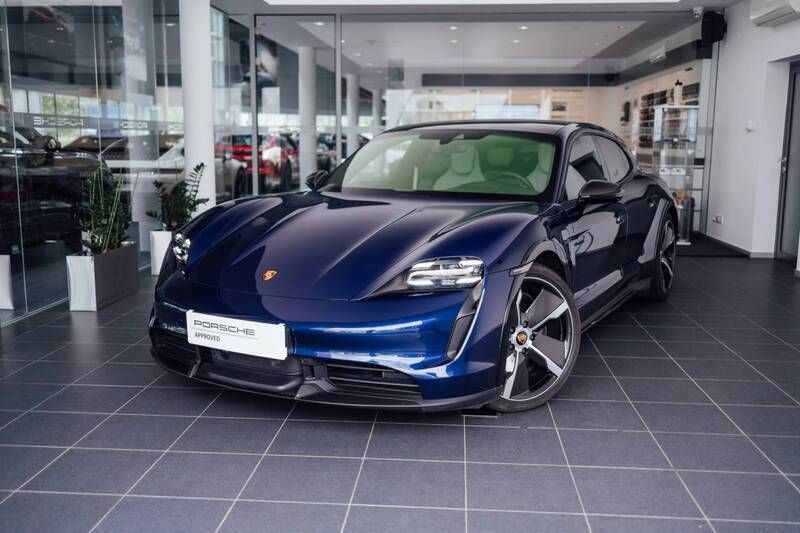 Gentian blue metallic Używany 2023 Porsche Taycan Turbo S Cross Turismo Sedan/Limuzyna | 697 500 zł - Obraz 1/4