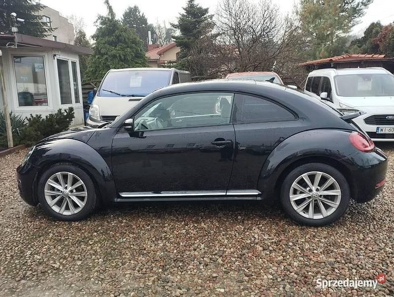 Używany VW Beetle 2018 Czarny Hatchback