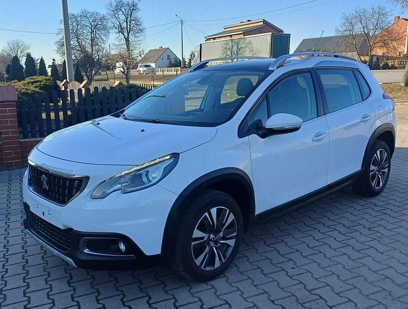 Używany Peugeot 2008 110 KM (80 kW) 2016 Biały SUV